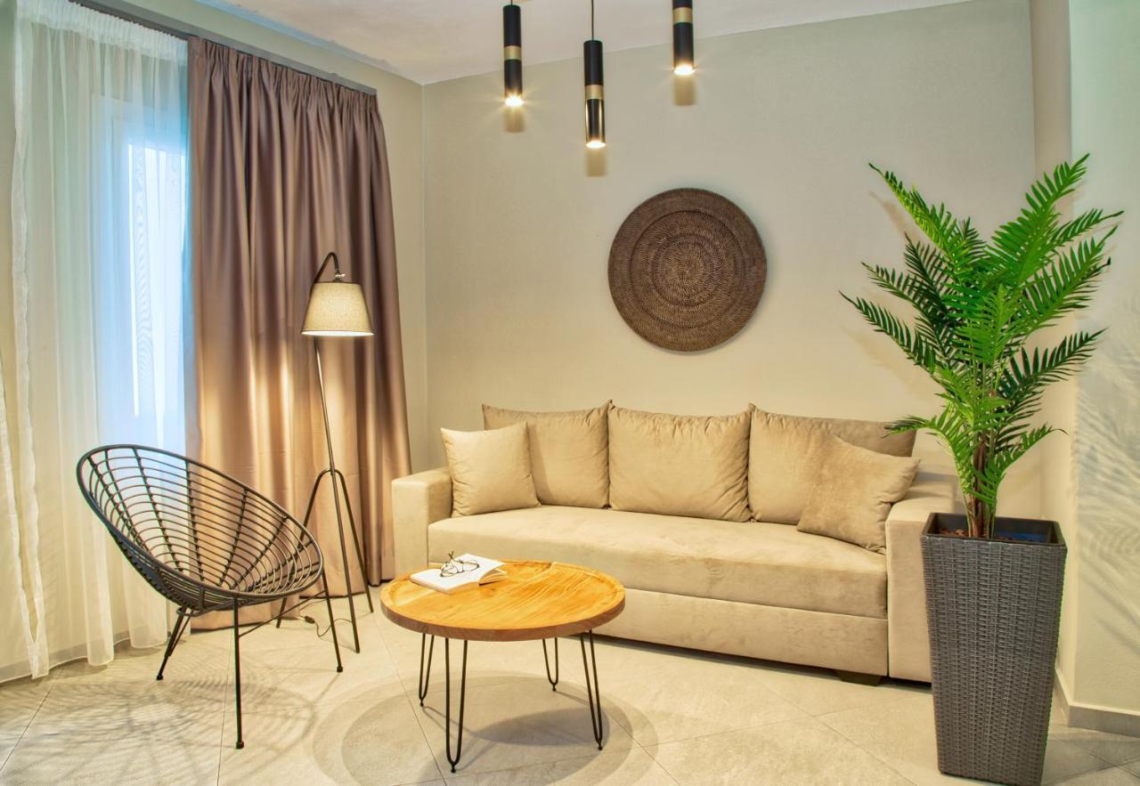 Corali Suites Andros Batsi  Exterior photo