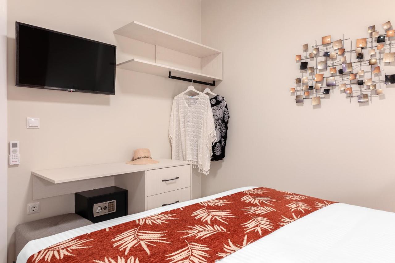 Corali Suites Andros Batsi  Exterior photo